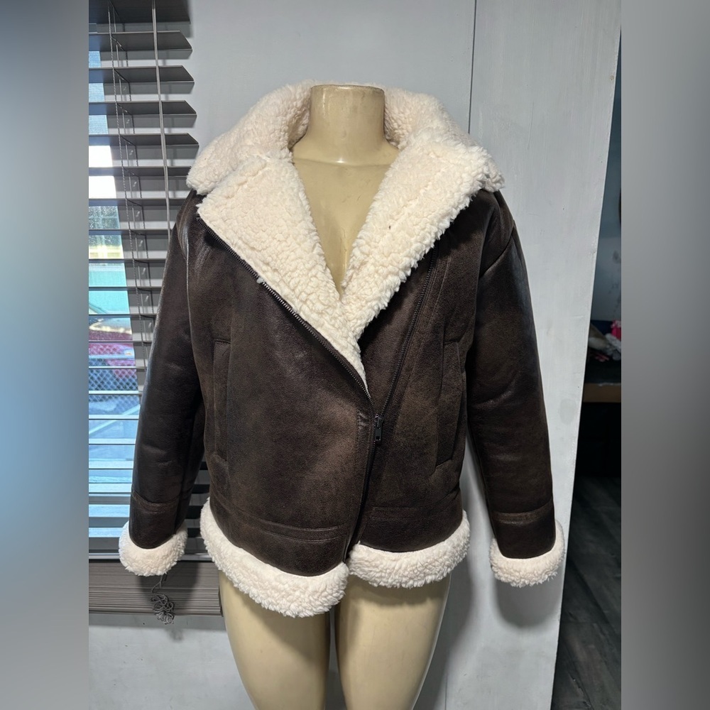 Elegant scoop Dark Brown Shearling Leather Jacket - Picture 2 of 13